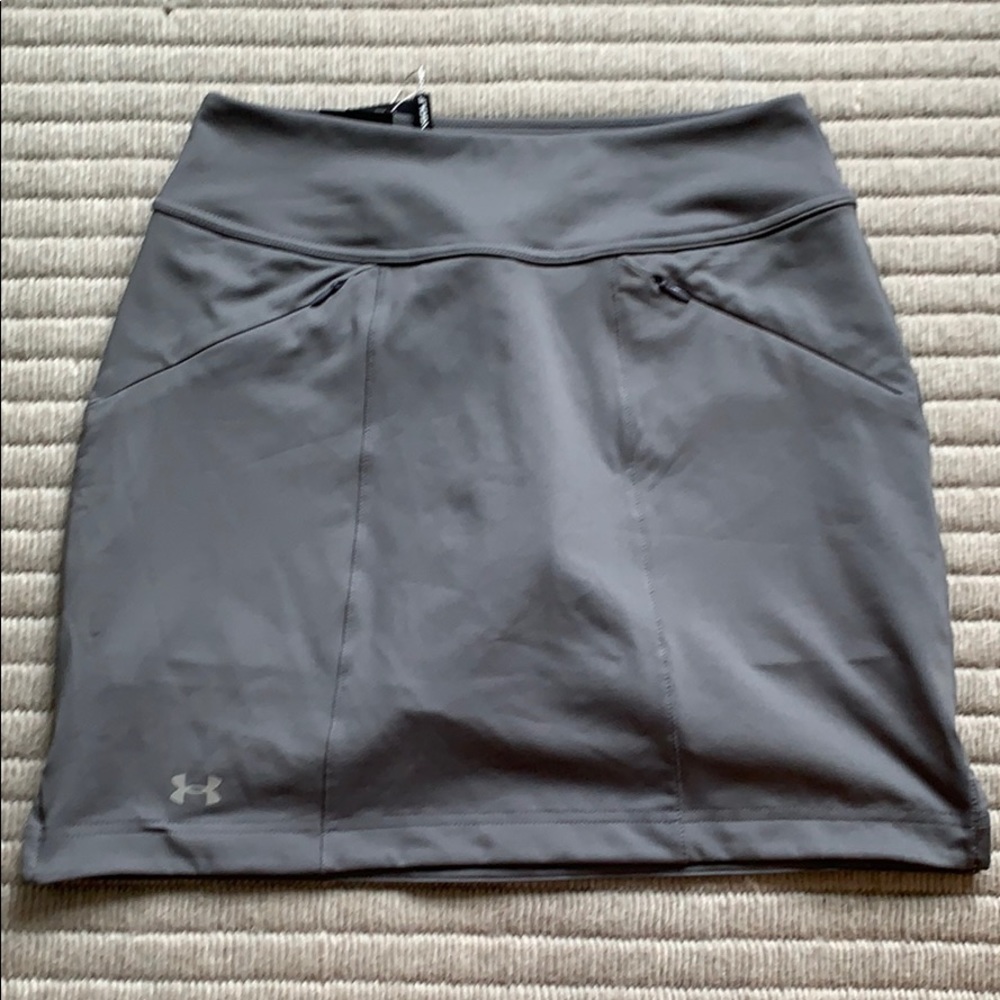 Gray golf pencil skirt